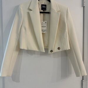Zara Women's Elegant Cream Blazer